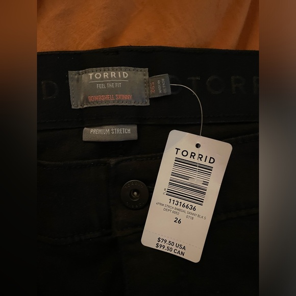 Bombshell Skinny Premium Stretch High-Rise Jean - Picture 2 of 3